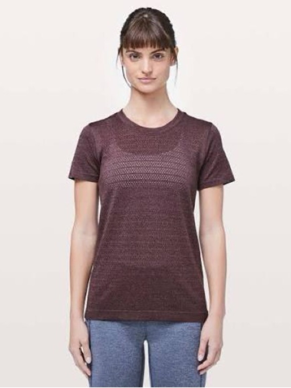 Lululemon Breeze By Short Sleeve *Squad
Dark Adobe / Antique Bark Size 8